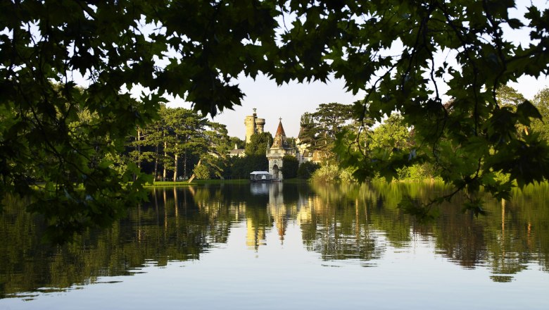 Aussicht auf die Franzensburg im Schlosspark Laxenburg, © Natur im Garten/Alexander Haiden