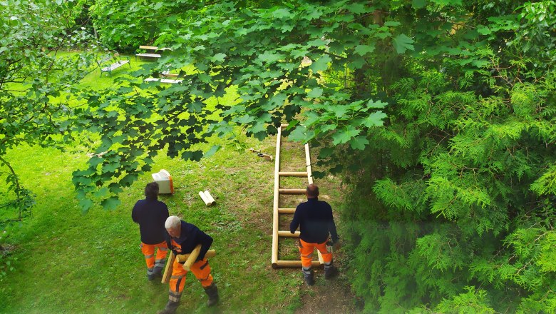 Gemeindearbeiter am Werk, © VS Hinterbrühl