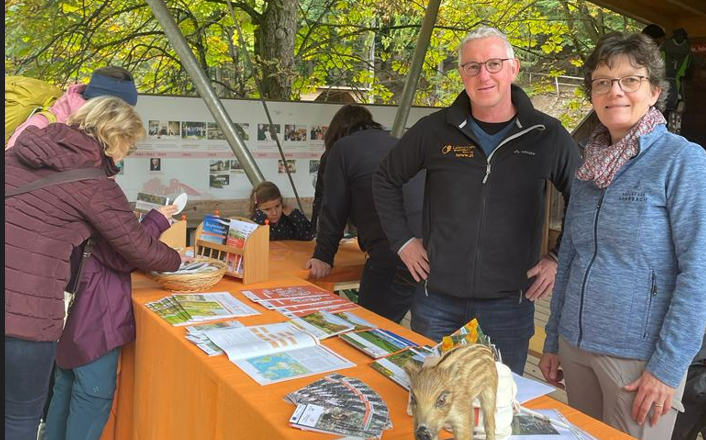 Andreas Weiss und Susanne Käfer am Stand des Biosphärenpark Wienerwald., © Biosphärenpark Wienerwald