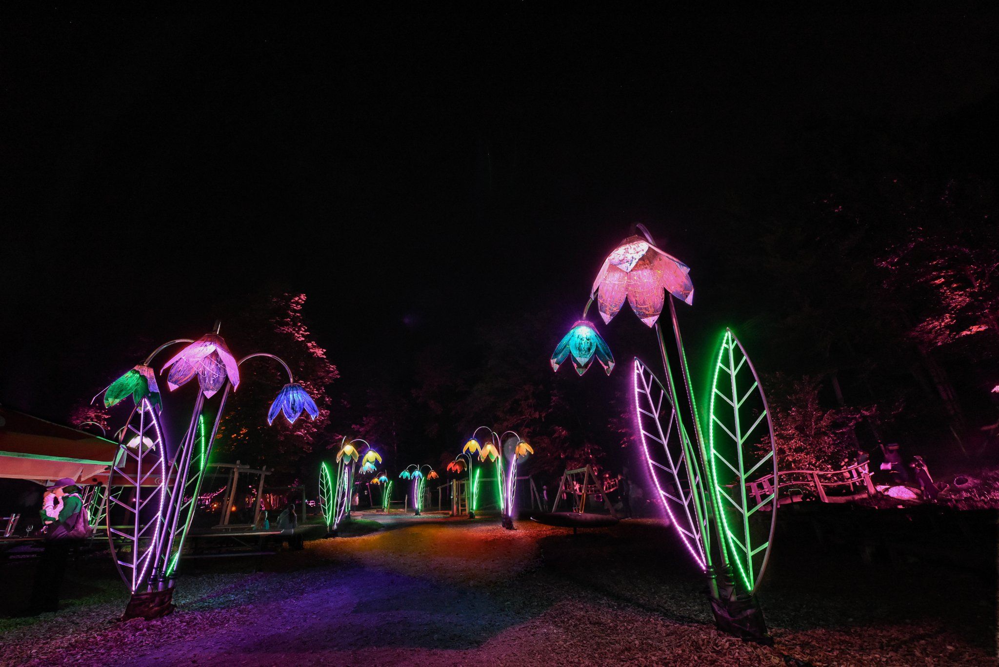 Lichtspektakel Beleuchtung am Spielplatz