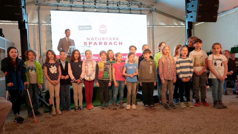 Kinder der Naturparkschule - VS Hinterbrühl, © Fotoatelier Prendinger