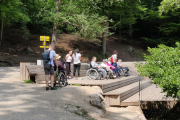Rollstuhl Gruppe 22, © Naturpark Sparbach