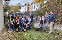 Wissenschaft trifft Schule - wir pflanzen die Klimahecke
