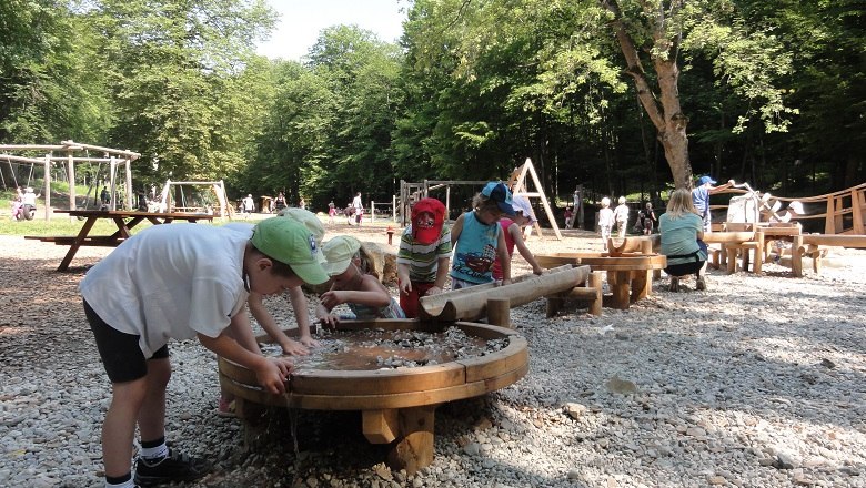 Wasserspielbereich, © Naturpark Sparbach