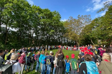 Die ganze Naturparkschule ist zu Gast, © Naturpark Sparbach