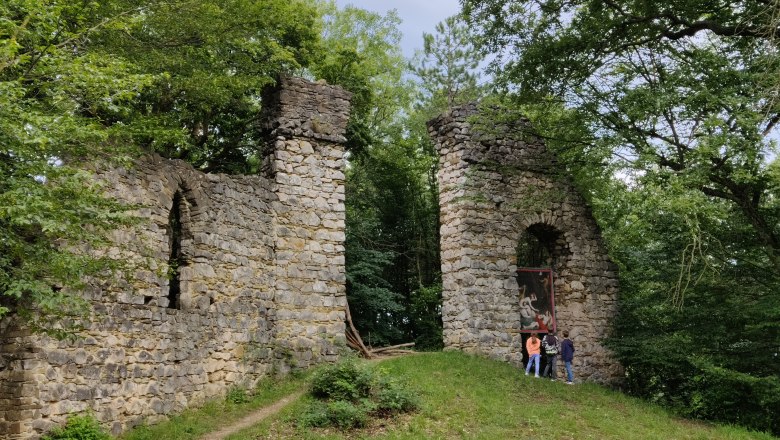 auf der Dianawiese beim Triumphbogen, © Naturpark Sparbach