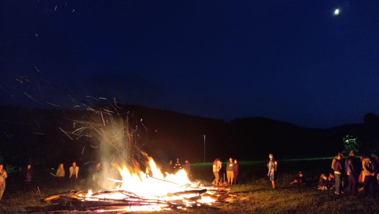 Sonnwendfeuer, © Naturpark Sparbach